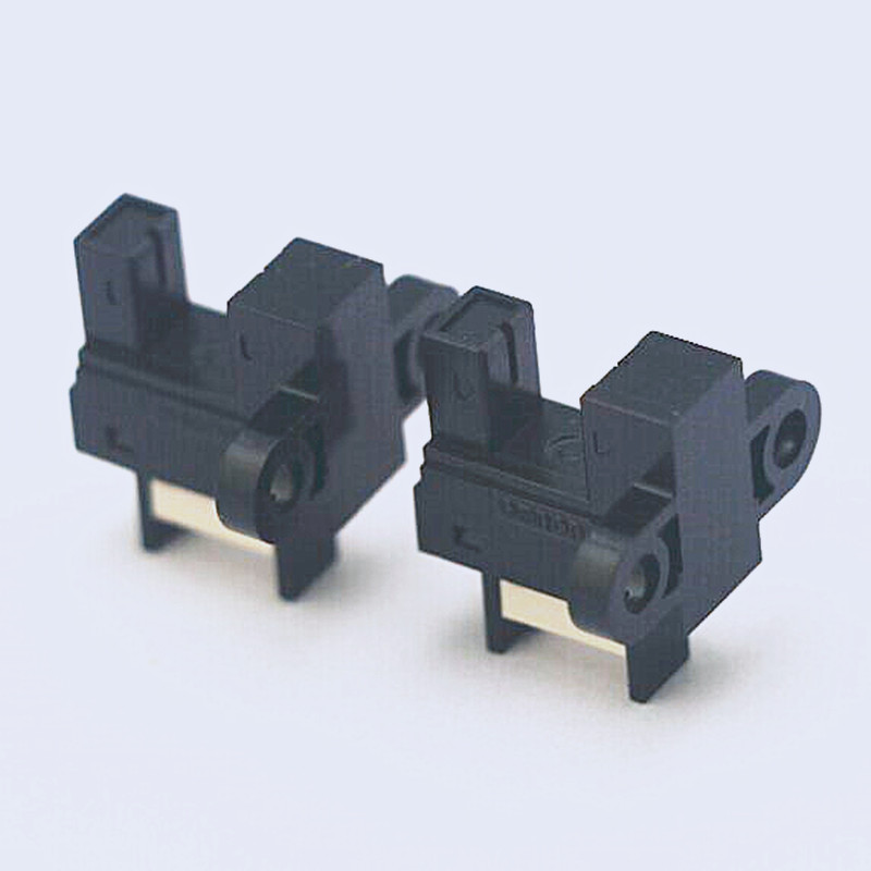 EE-SX3157-P1微型光电欧姆龙传感器